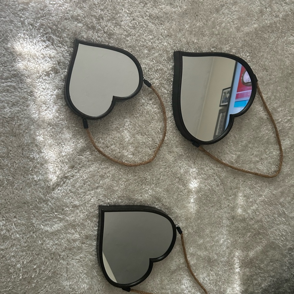 Mirrors - Picture 3 of 3